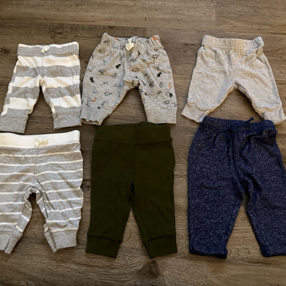 Baby boy pants size 0-3 months